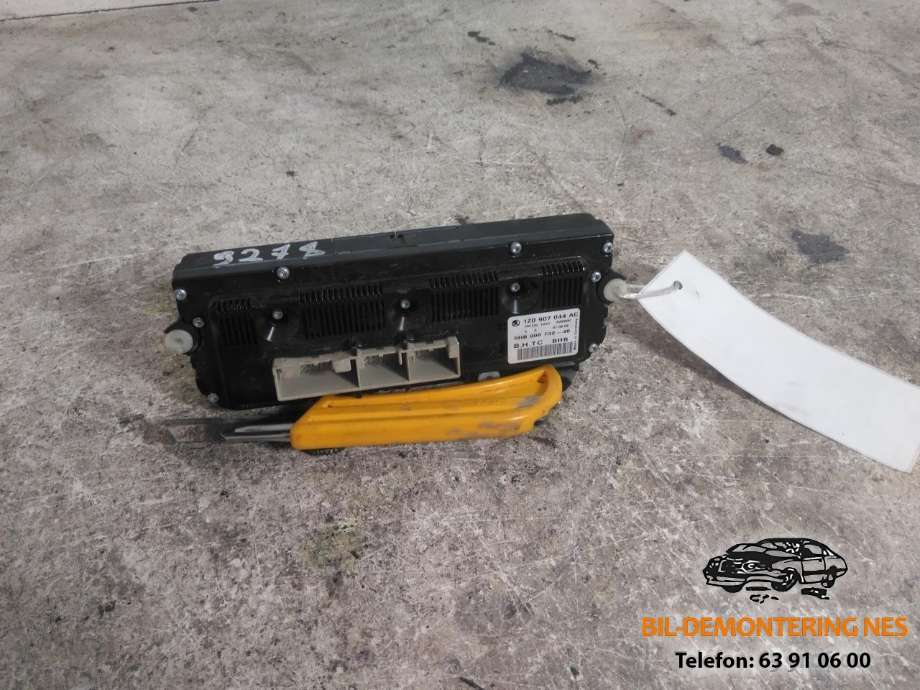 Varmeapparat betjening til Škoda Octavia 2009-2013 (Type II, Fase 2)  (1Z0907044AC|5HB008732-46|)