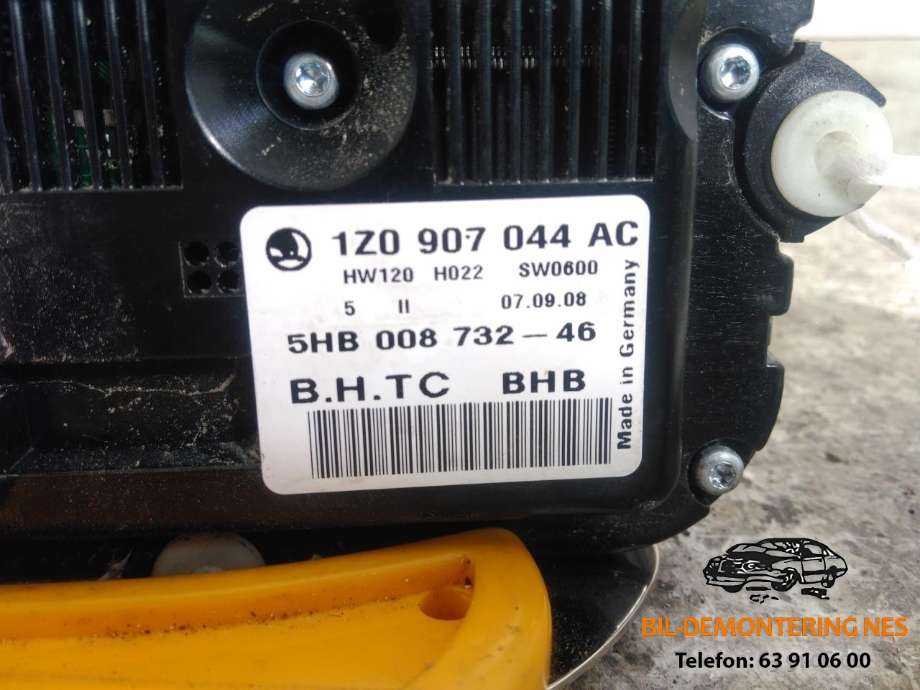 Varmeapparat betjening til Škoda Octavia 2009-2013 (Type II, Fase 2)  (1Z0907044AC|5HB008732-46|)