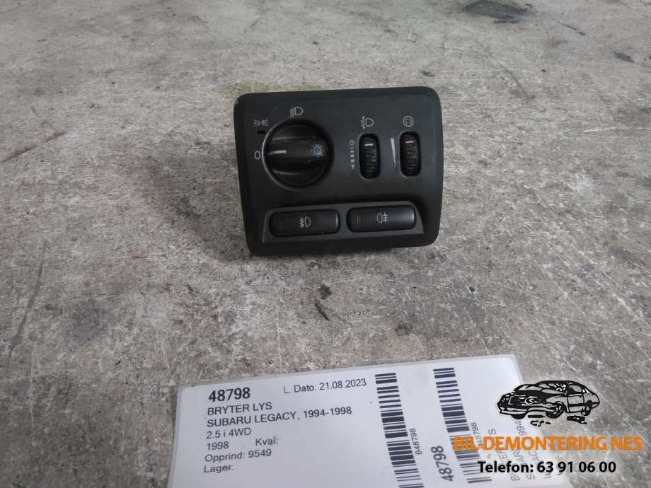 Bryter lys til Subaru Legacy, 1994-1998  (0373931407W15E-02)