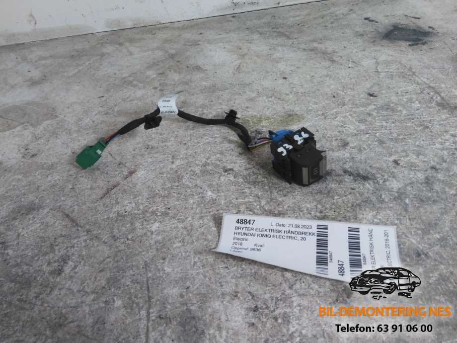 Bryter elektrisk håndbrekk/parkbrems til Hyundai Ioniq Electric, 2016-2019 (Fase 1)  (9810593577)