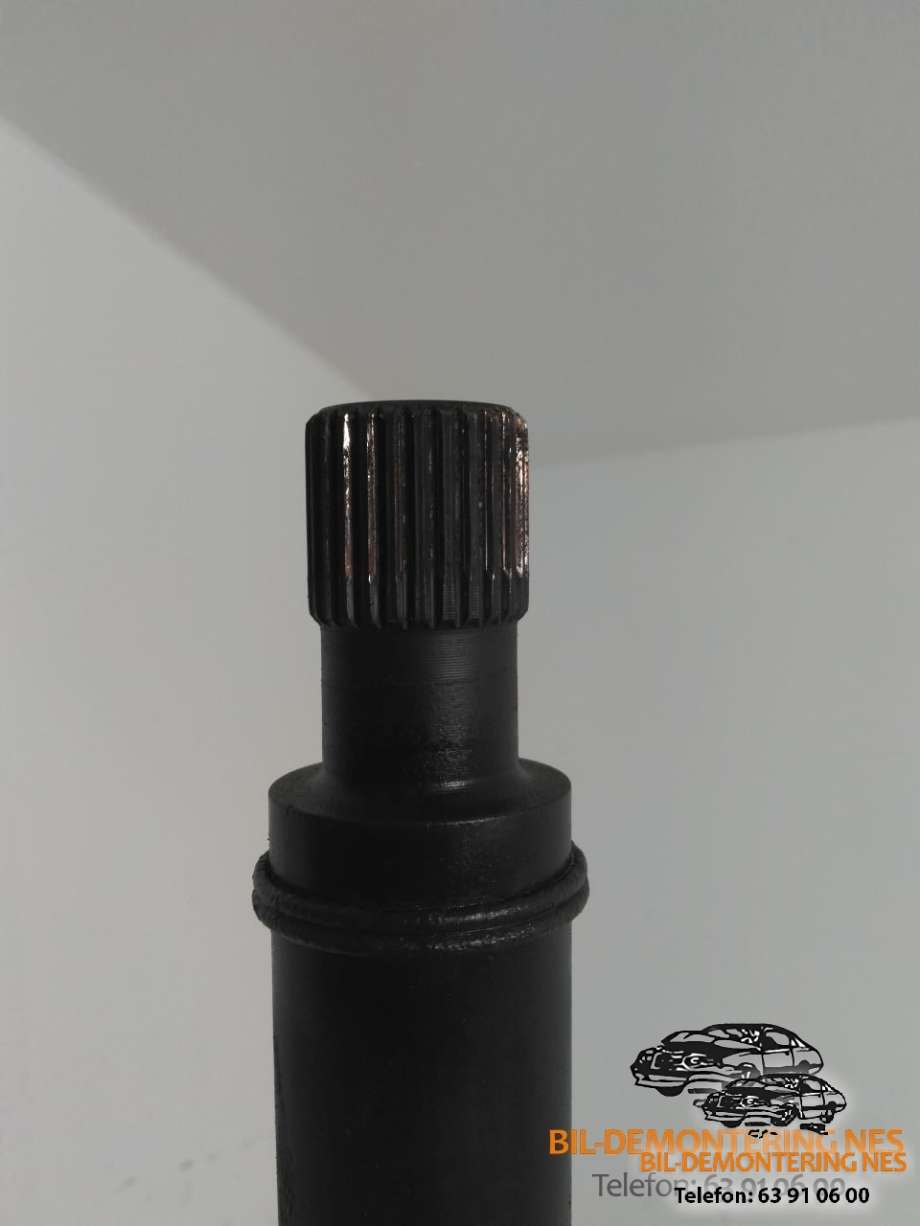 Mellomaksel fremre til BMW X6 2008-2014 (E71/E72) (E71/E72) (7556019|)