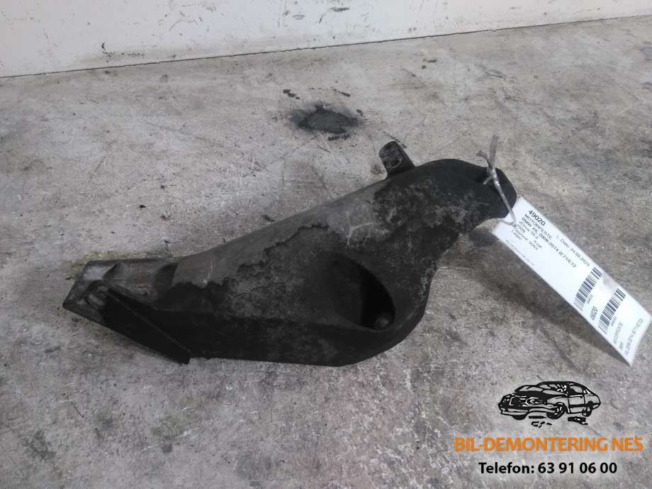 Motorfeste til BMW X6, 2008-2014 (E71/E72) (E71/E72) (22119787489)