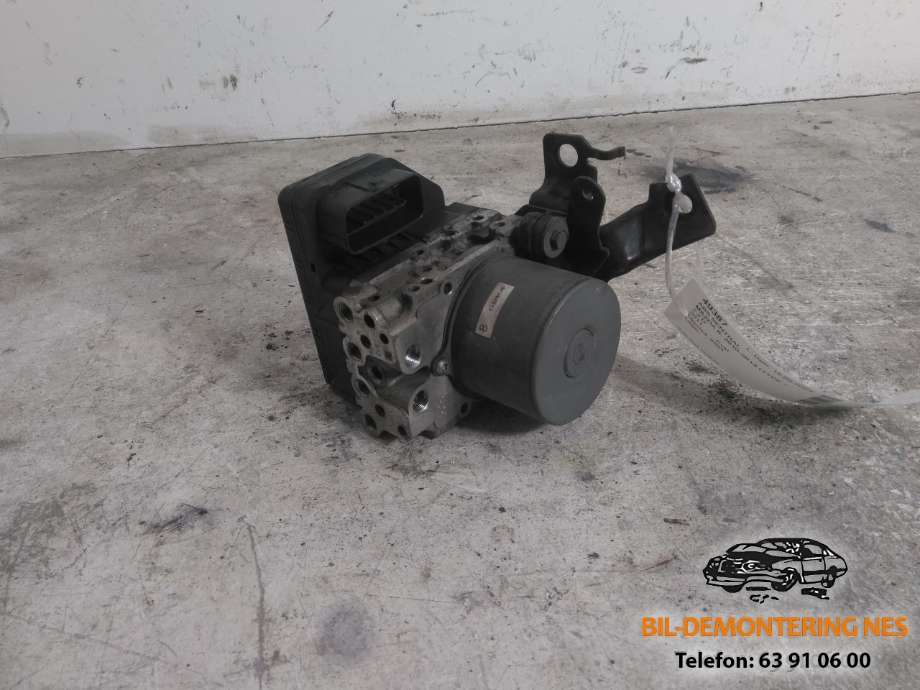 ABS sentral til Mazda 6, 2010-2013 (Type II, Fase 2)  (GDK4-437A0)
