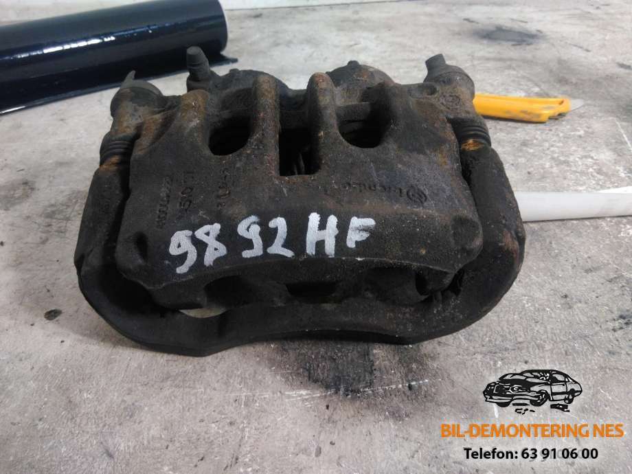 Bremsecaliper høyre foran til Renault Master, 2014-->> (Type III, Fase 2)  (410008688R)