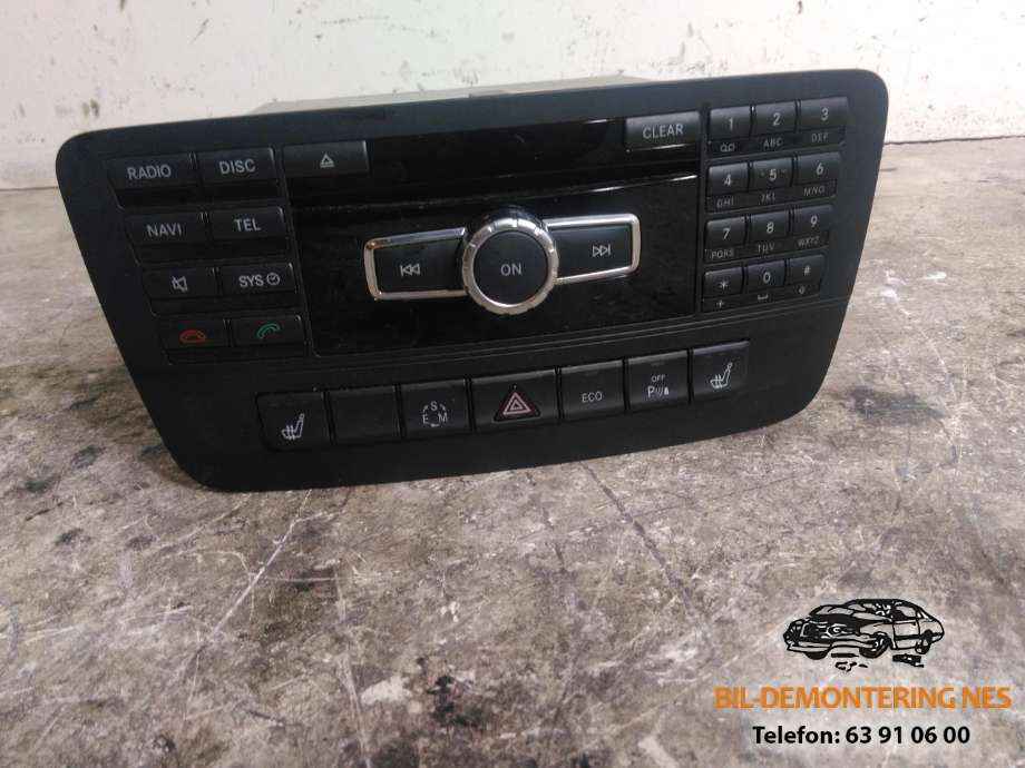 Bilstereo til Mercedes CLA, 2013-2019 (C117) (C117) (523 PA1220D1157265 4)