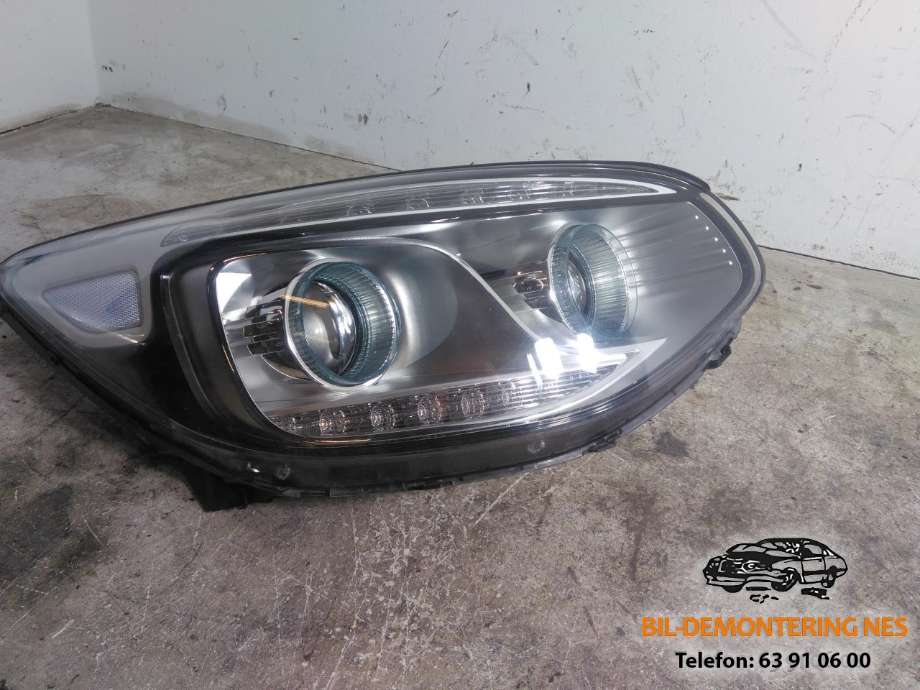 Frontlykt høyre halogen til Kia Soul, 2014-2019 (Type II)  
