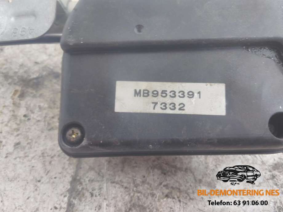 Antenne elektrisk m/motor til Mitsubishi Carisma 1999-2004 (Fase 2) (MB953391|)