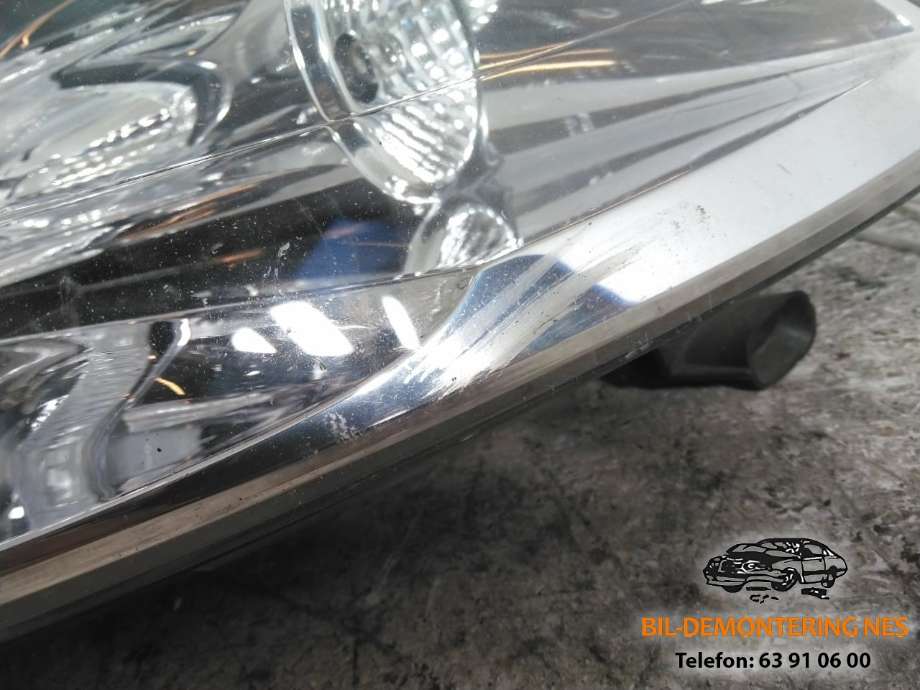 Frontlykt høyre halogen til Peugeot Expert 2007-2016 (Type II)  (89902604|)