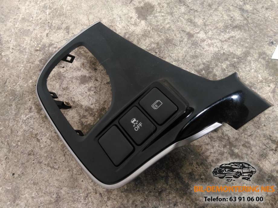 Bryter Antispinn til Mitsubishi Outlander, 2015-->> (Type III, Fase 2)  