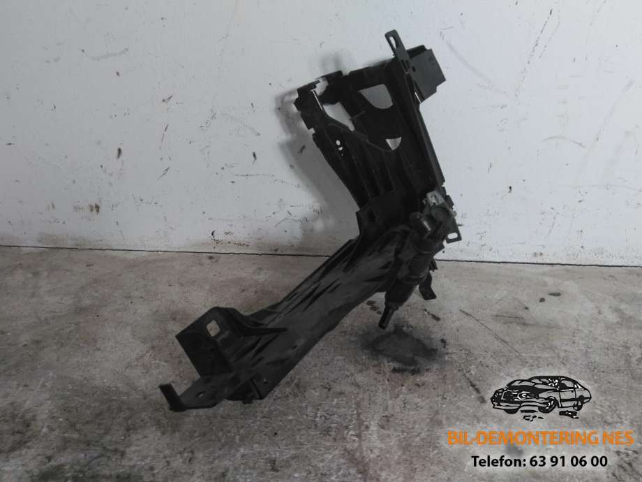 Frontlyktehus til BMW 5-Serie, 2010-2017 (F10/F11) (F10/F11) (51647200794)