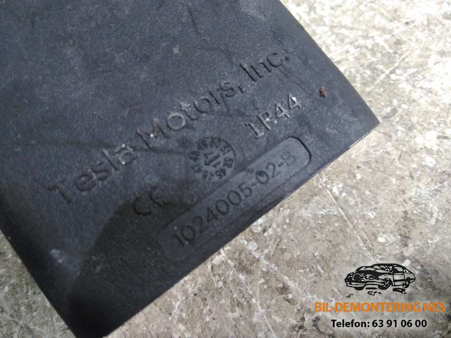 Diverse deler til Tesla Model S 2016-2021 (Fase 2)  