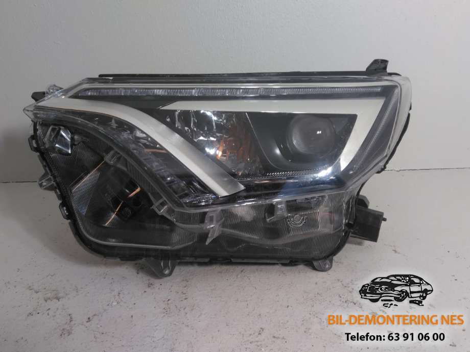 Frontlykt venstre full-LED til Toyota RAV4, 2016-2019 (Type IV, Fase 2)  (W3049K02)
