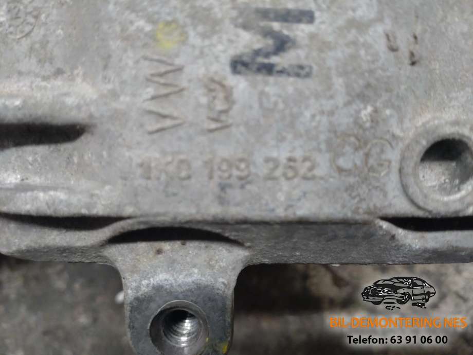 Motorfeste til VW Passat 2011-2015 (B7) (B7) (1K0199262|)
