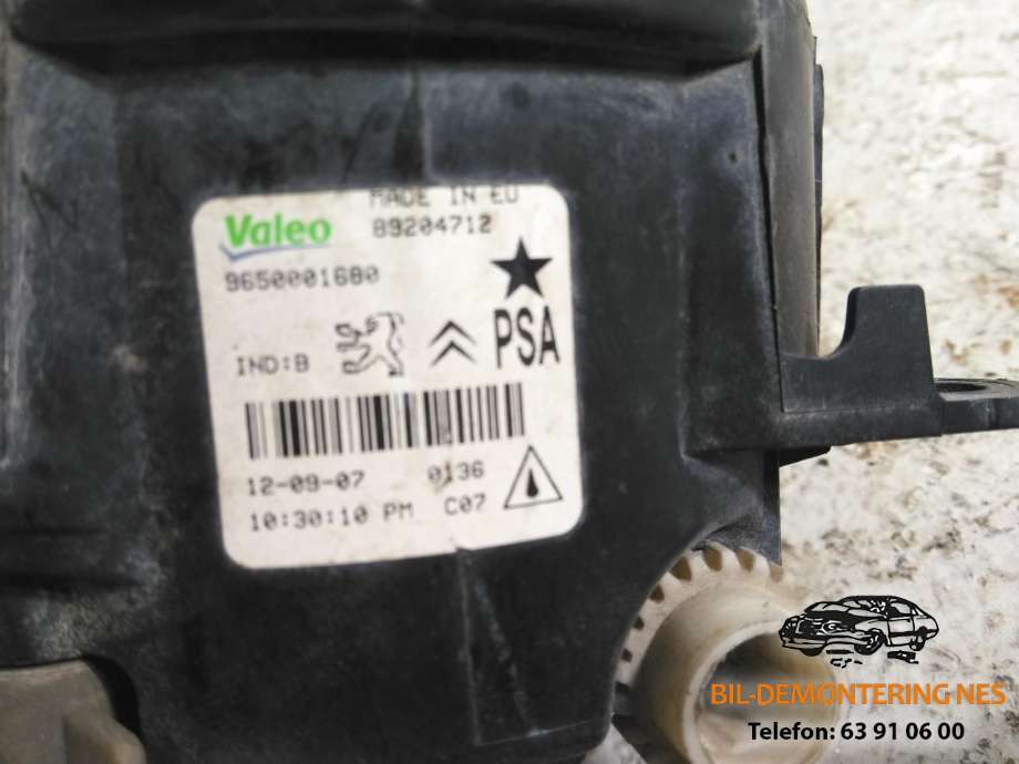 Tåkelykt høyre foran til Peugeot 307 2005-2008 (Fase 2)  (9650001680|)
