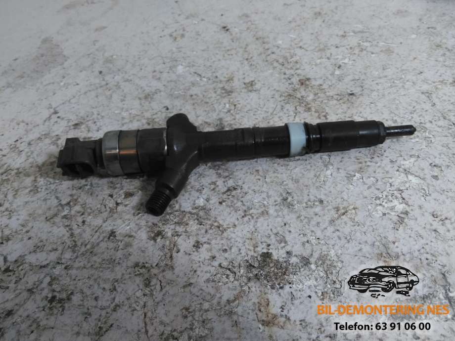 Dyse innsprøyting diesel til Toyota Land Cruiser 120 2002-2009 (23670-30020|)