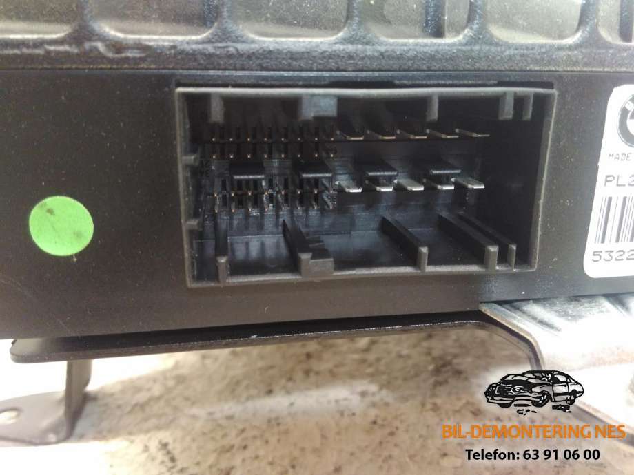 Bilstereo forsterker til BMW X3 2003-2006 (Fase 1) (E83) (E83) (65.126990098|)