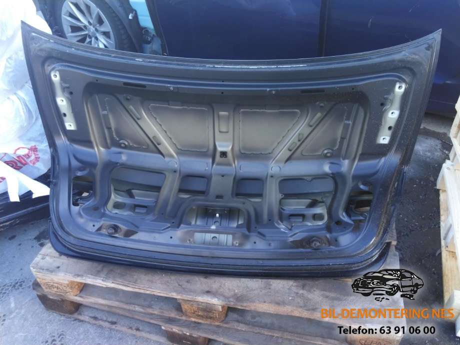 Bakluke sedan til BMW 7-Serie 2009-2015 (F01/F02/F03/F04) (F01/F02/F03/F04)