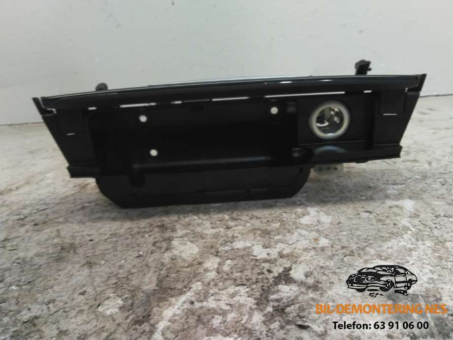 Innredning, Konsoll til BMW 7-Serie 2009-2015 (F01/F02/F03/F04) (F01/F02/F03/F04) (9 182 502-05|)