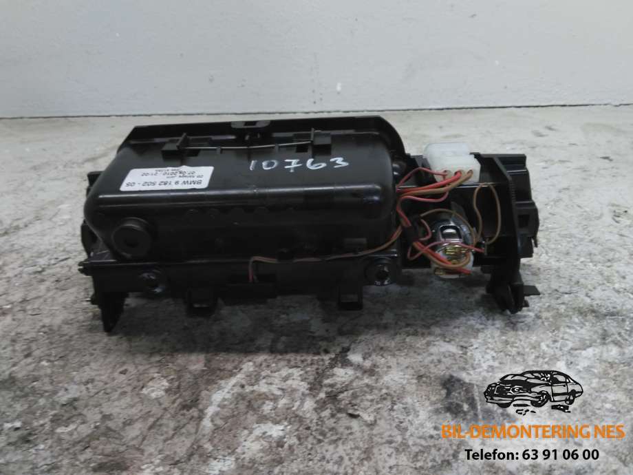 Innredning, Konsoll til BMW 7-Serie 2009-2015 (F01/F02/F03/F04) (F01/F02/F03/F04) (9 182 502-05|)