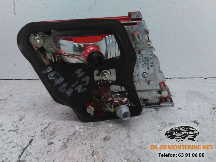 Baklykt høyre indre til BMW 7-Serie 2009-2015 (F01/F02/F03/F04) (F01/F02/F03/F04) (7182206|)