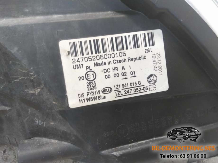 Frontlykt venstre xenon til Škoda Octavia 2009-2013 (Type II, Fase 2)  (5DV 009 610-00|7L6 941 329 B|)