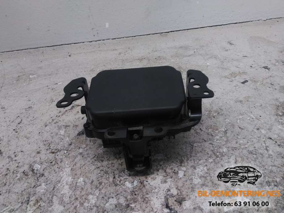 Sensor radar til Toyota RAV4, 2013-2015 (Type IV, Fase 1)  (2014DJ4926)