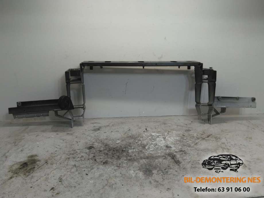 Frontplate øvre til BMW X3, 2010-2017 (F25) (F25) 