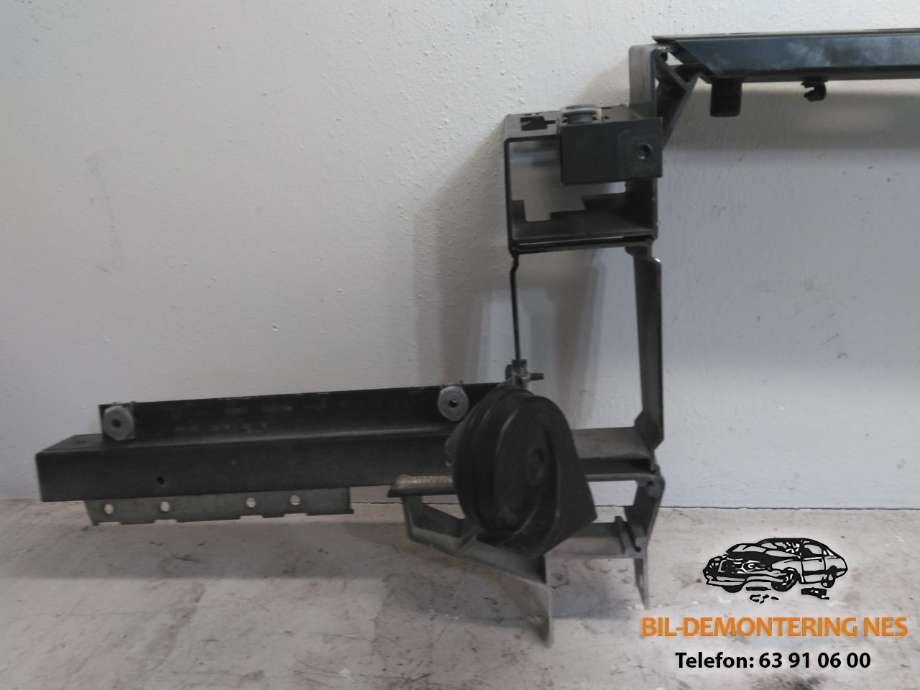 Frontplate øvre til BMW X3 2010-2017 (F25) (F25) 