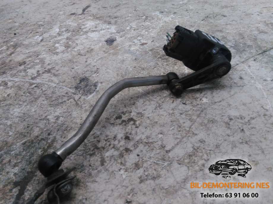 Sensor nivå, venstre bak til BMW X3 2010-2017 (F25) (F25) (37146860843 01|)