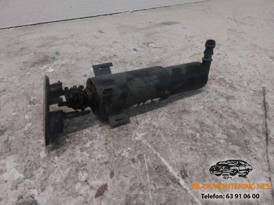 Lyktespylerdyse til BMW X5, 2007-2013 (E70) (E70) (7 173 851-04K)