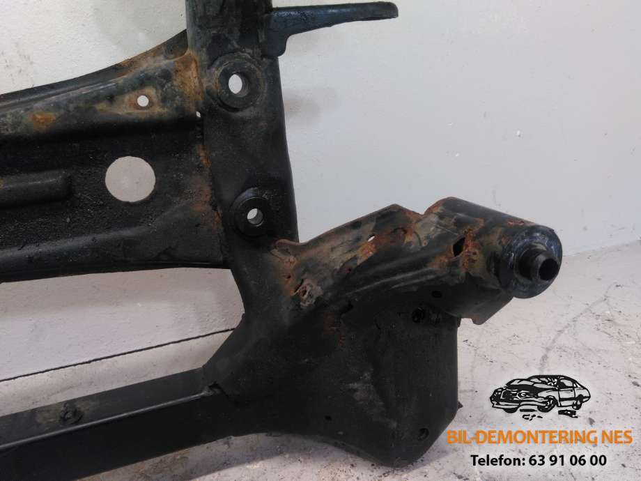 Travers foran hoved til BMW X3 2010-2017 (F25) (F25) 
