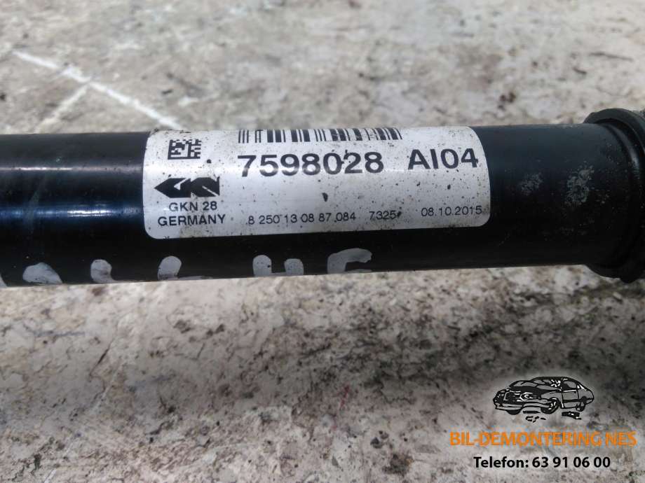 Drivaksel høyre foran, diesel/automat til BMW X3 2010-2017 (F25) (F25) (7598028|8 250 13 08 87 084|)