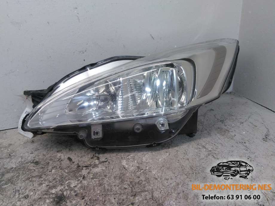 Frontlykt venstre halogen til Peugeot 508, 2011-2014 (Type I, Fase 1)  