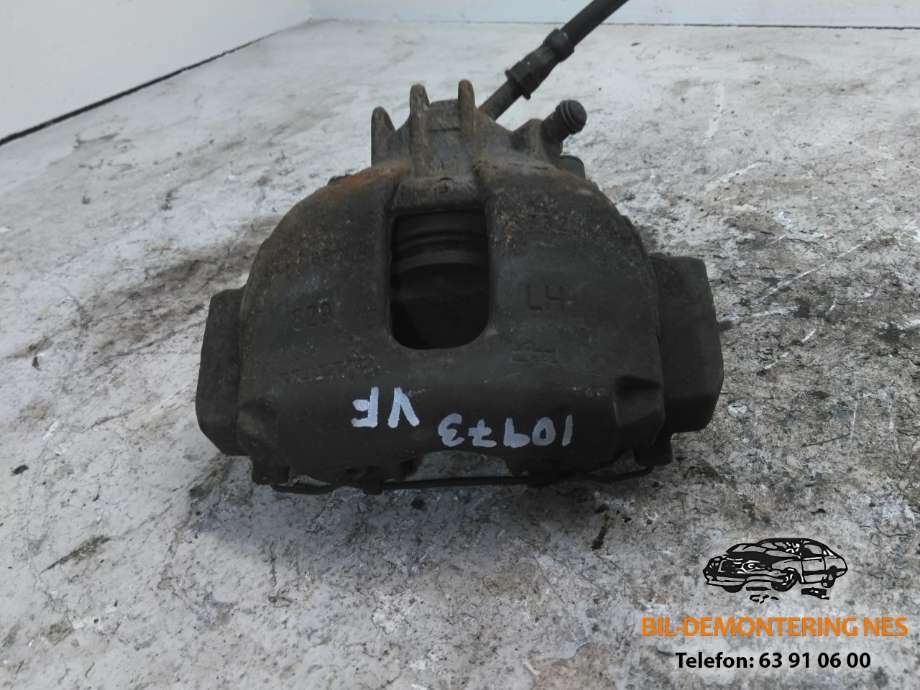 Bremsecaliper venstre foran til Volvo XC70, 2005-2007 (Type I, Fase 2)  