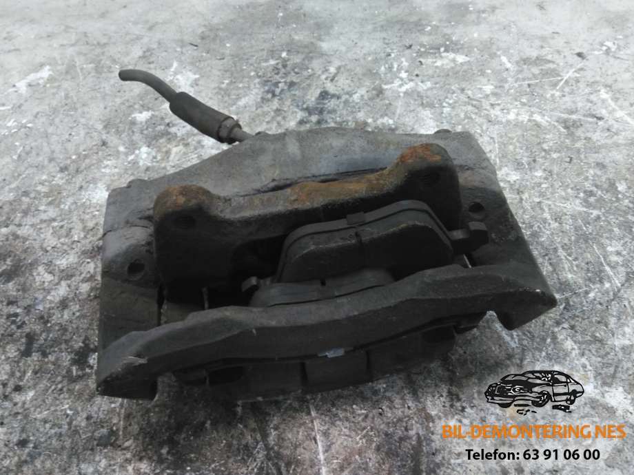 Bremsecaliper venstre foran til Volvo XC90 2002-2006 (Type I, Fase 1)  