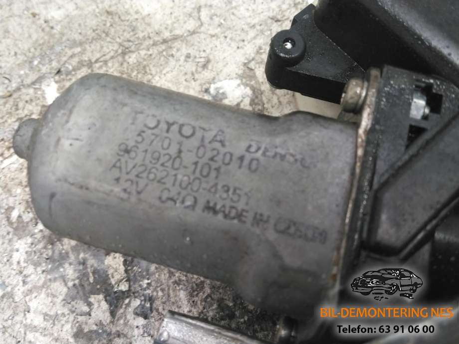 Ruteheis høyre foran til Toyota Auris 2015-2019 (Type II, Fase 2)  (85701-02010|)
