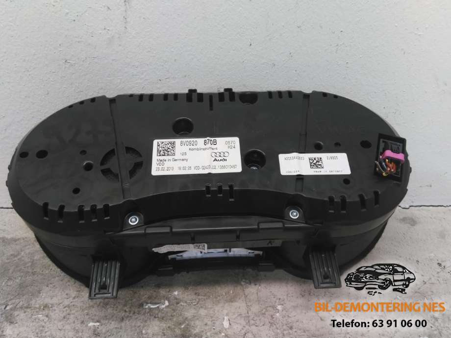 Instrumentpanel til Audi A3 2012-2016 (Type III, Fase 1) (8V0920 870B|)
