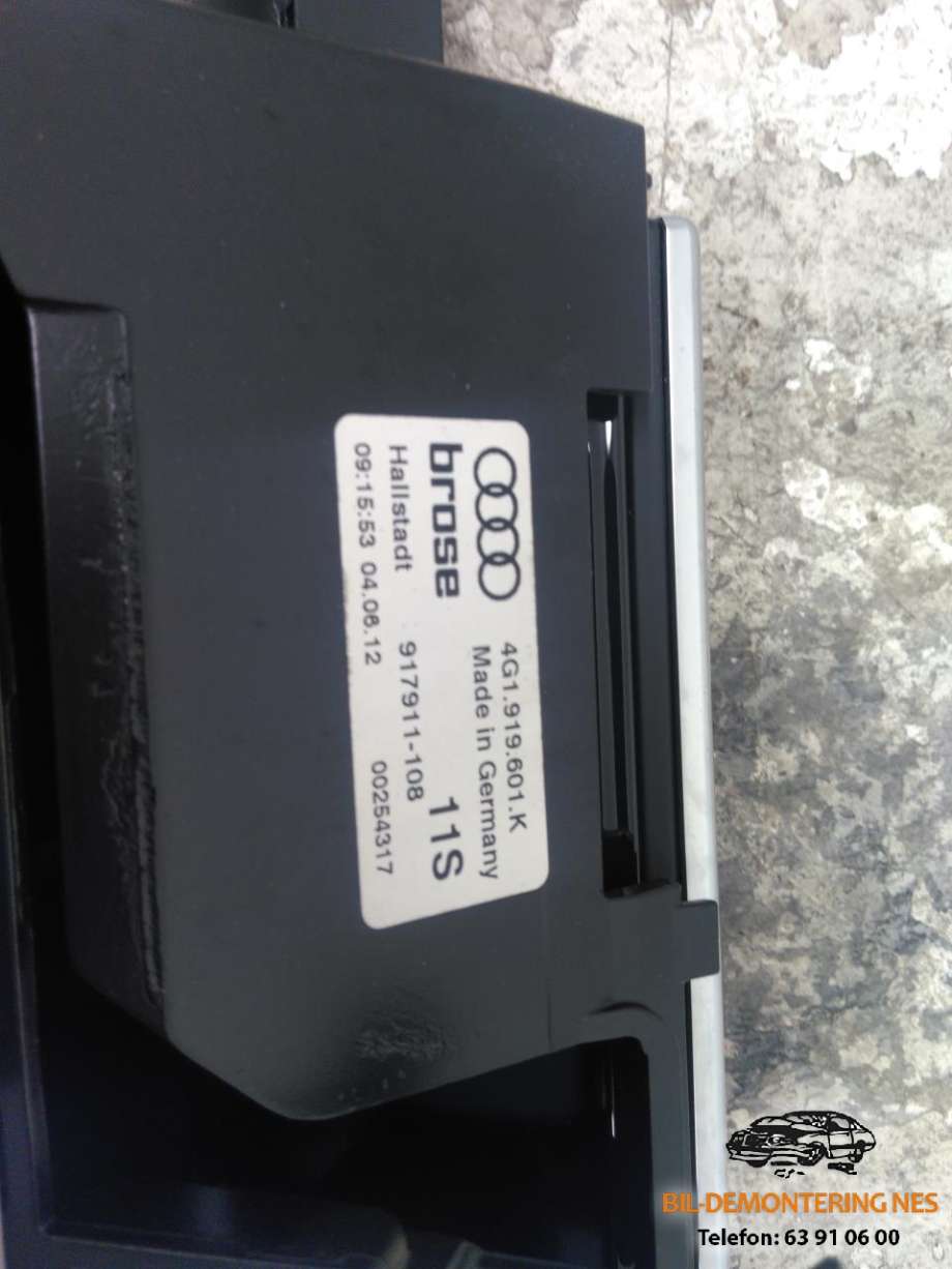 Bilstereo navigasjon skjerm til Audi A6, Allroad 2012-2014 (Type III, Fase 1) (C7) (C7) (4G1.919.601.K|)