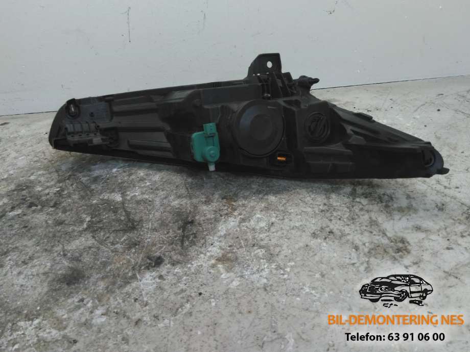 Frontlykt venstre halogen til Renault Zoe 2013-2019 (Fase 1)  (1EL 010 912-01|)