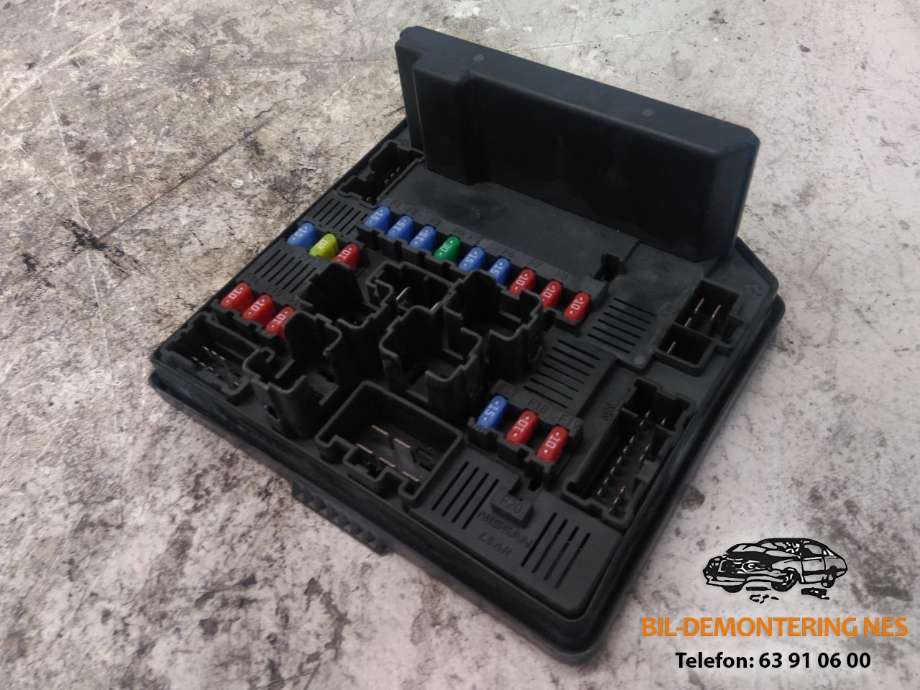 Sikringsboks til Nissan Qashqai 2007-2010 (Type I, Fase 1) (284B7 JD02A|)