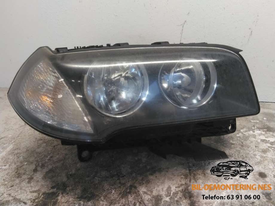 Frontlykt høyre halogen til BMW X3, 2007-2010 (Fase 2) (E83) (E83) 