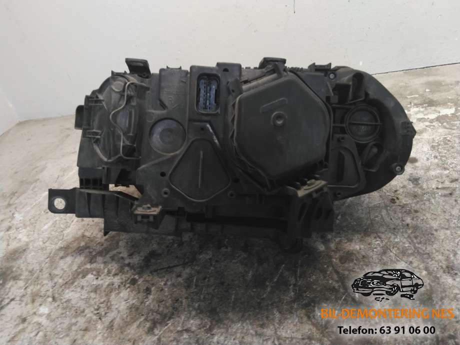 Frontlykt høyre halogen til BMW X3 2007-2010 (Fase 2) (E83) (E83) 
