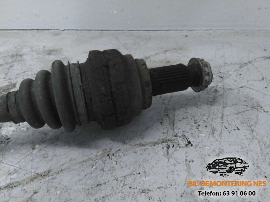 Drivaksel venstre bak, diesel/automat til BMW 3-Serie 2005-2011 (E90/E91/E92/E93) (E90/E91/E92/E93) 