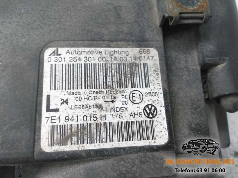 Frontlykt venstre halogen til VW Transporter / Caravelle 2009-2015 (Fase 2) (T5) (T5) (7E1 941 015 H|)