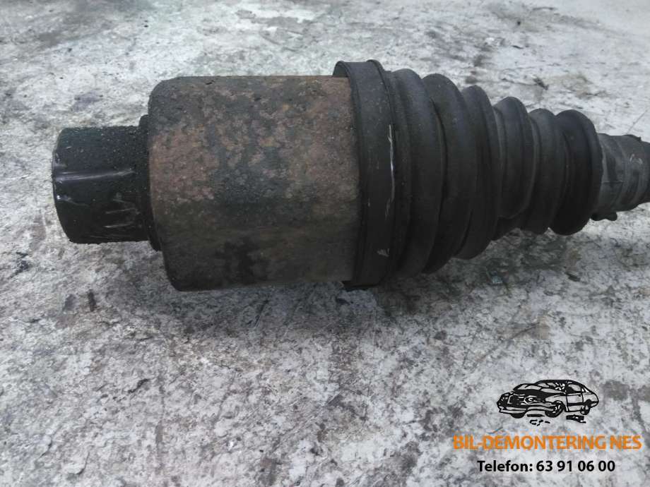 Drivaksel høyre foran, diesel/automat til VW Transporter / Caravelle 2009-2015 (Fase 2) (T5) (T5) 