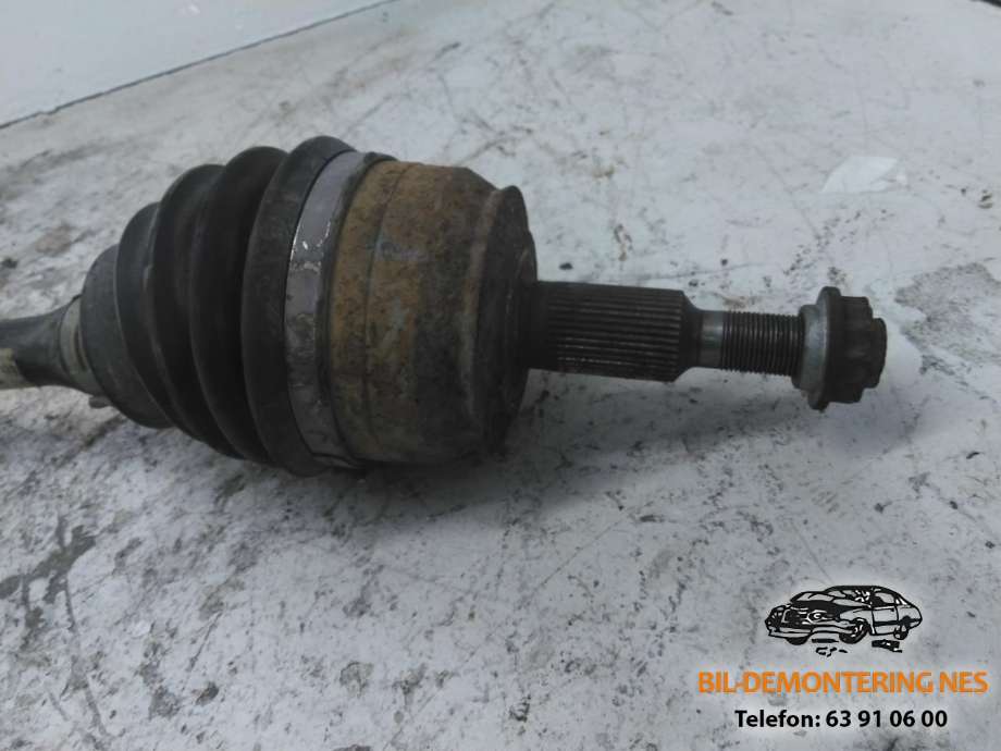 Drivaksel høyre foran, diesel/automat til VW Transporter / Caravelle 2009-2015 (Fase 2) (T5) (T5) 