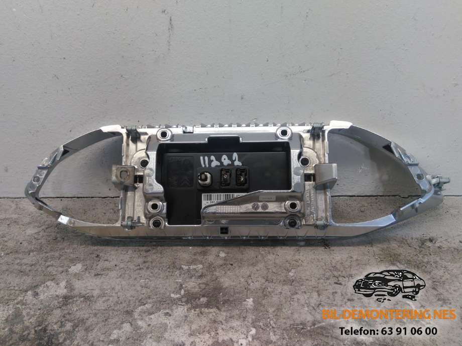 Bilstereo navigasjon skjerm til Peugeot 308 2013-2021 (Type II)  (980828418000|)