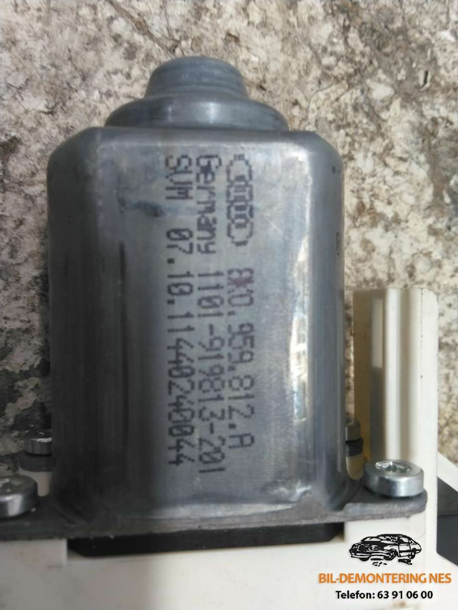 Ruteheis, kun motor, høyre bak til Audi Q5 2008-2012 (Type I, Fase 1)  (8K0.959.812.A|)