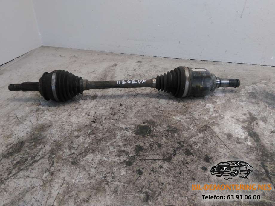 Drivaksel venstre foran, diesel/manuell til Toyota Urban Cruiser, 2009-2014  