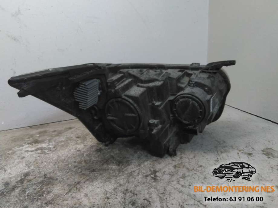 Frontlykt venstre xenon til Ford Transit 2014-->>  (KK31-13W030-DD|01064099900010|)
